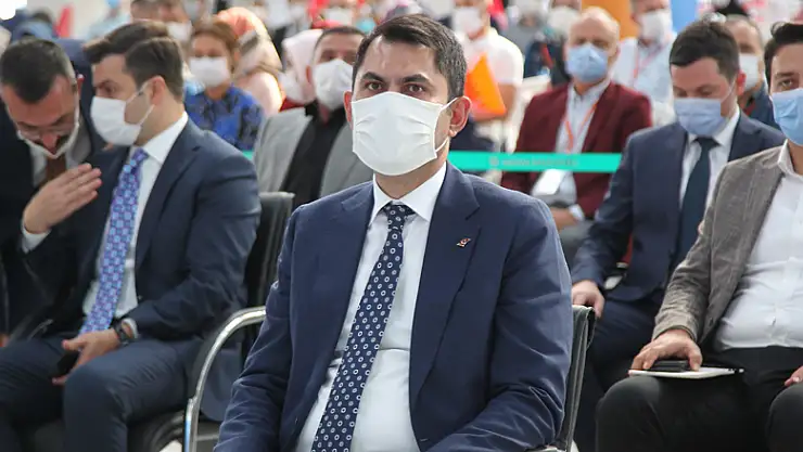 Kurum, Konya'da AK Parti Meram İlçe Kongresine katıldı