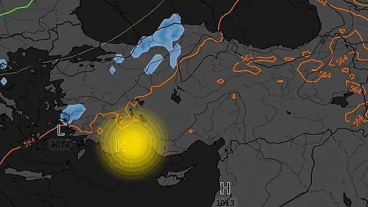 Koronavirüs telafisi yapabilen Antalya'da turizm sezonu bitiyor hava soğuyor