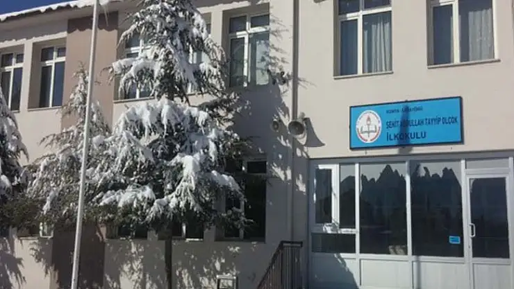 Konya'nın Sarayönü ilçesinde Şehit Abdullah Tayyip Olçok İlkokulu'nda projeler hız kesmeden devam ediyor