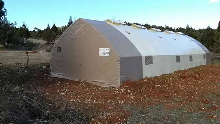 KOP'tan Derebucak'taki besicilere portatif barınak desteği