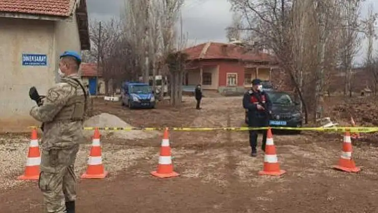 Konya'da kadın cinayeti! 6 aylık hamile eşini çocuklarının gözü önünde öldürdü