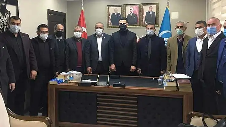 MHP Karatay'da ziyaretler sürüyor