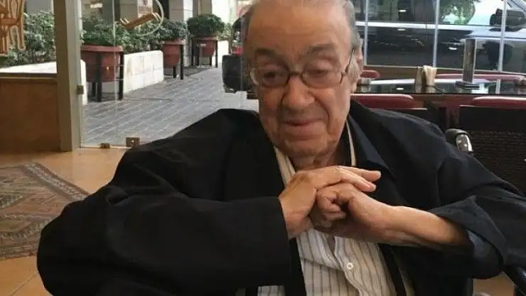 Osmanlı Hanedanı'ndan Şehzade Abdülkerim Dündar Osmanoğlu vefat etti