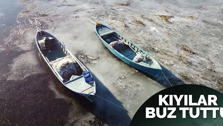 Beyşehir Gölü'nün kıyıları buz tuttu