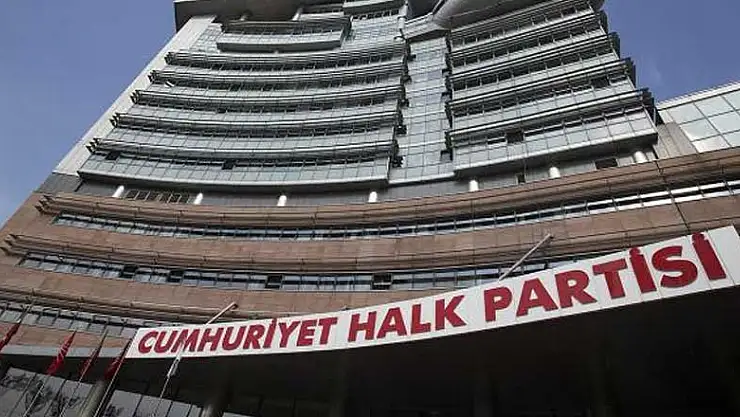 CHP'de mektup krizi! 3 vekil istifa etti