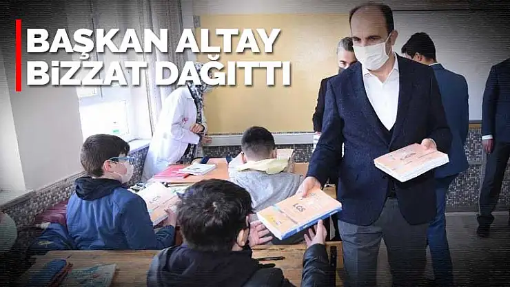 Büyükşehir'den Konya genelindeki 8'inci sınıf öğrencilerine LGS çalışma kitabı