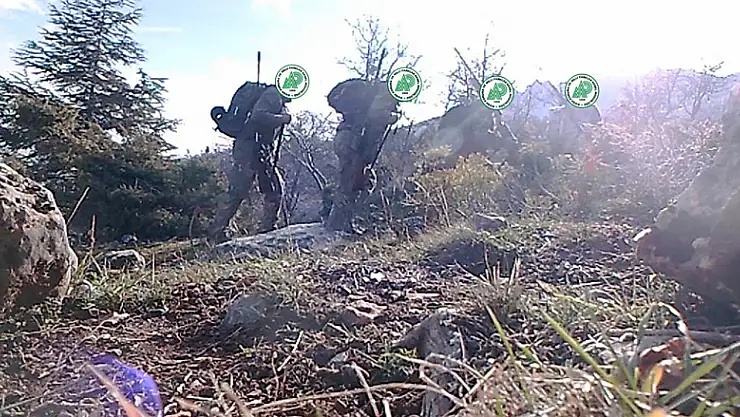 Usulsüz avlanırken cezadan kurtulamadılar