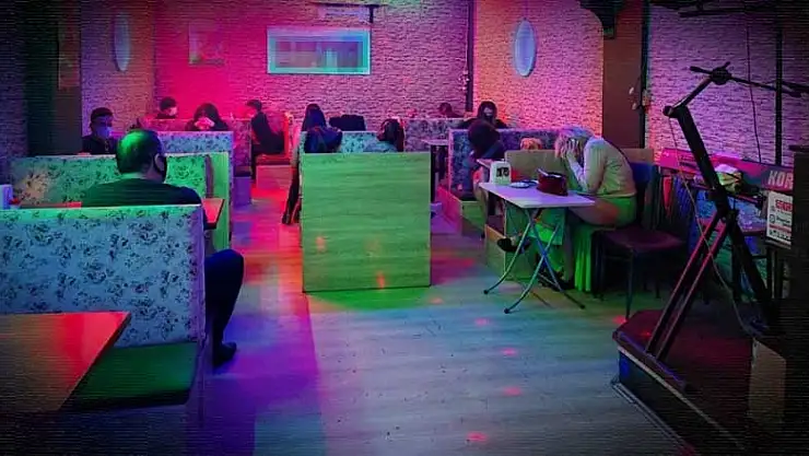 Konya'da ruhsatsız 2 eğlence mekanına baskın