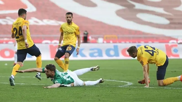 Konyaspor-Ankaragücü maçı berabere sonuçlandı