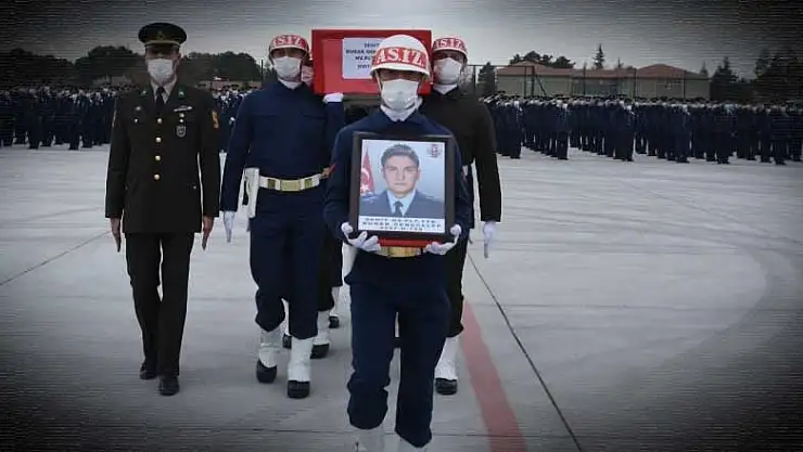 Şehit Türk Yıldızları Pilotu Burak Gençcelep'e Konya'da veda