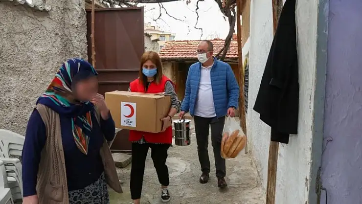 Meram Belediyesi ve Türk Kızılay gönüllere dokunuyor