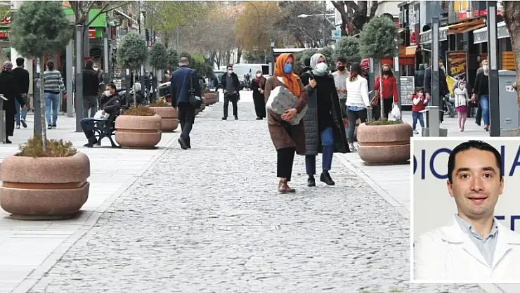 Dr. Öğr. Üyesi Uğurcan,  tüm insanların aşılarını yaptırmasında fayda var