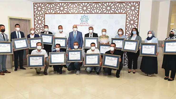 Konya 2023 'Hedefine El Ele Projesi' ödül töreni