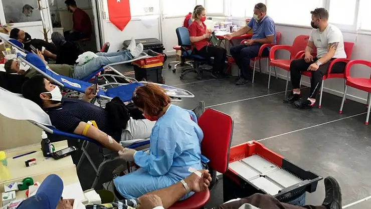 Kulu'da Kızılay ekipleri kan aldı