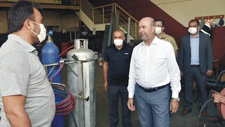 Başkan Pekyatırmacı personelle bayramlaştı