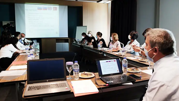 NEÜ'de AB Destekli Projenin İlk Toplantısı Yapıldı