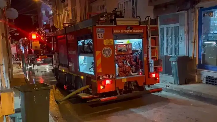 6 katlı binada yangın çıktı!