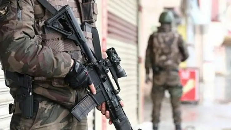 Başkent'te terör örgütüne operasyon: 3 gözaltı