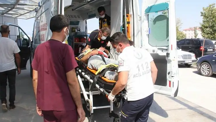 Konya'da boya yaparken pencereden düşüp hastanelik oldu