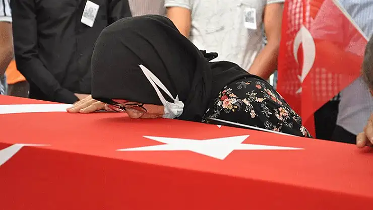 Konya şehidini son yolculuğuna uğurladı