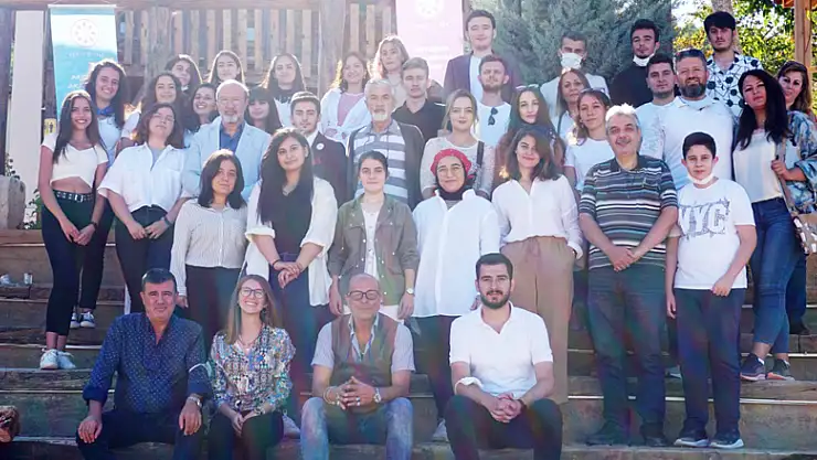 Akşehir Akademisi Vakfı İlk Turnasını Uçurdu