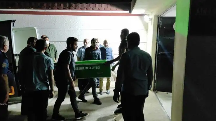 Yol verme kavgası kanlı bitti: 1 ölü, 1 yaralı