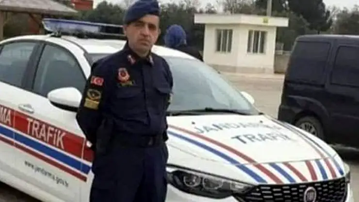 Oğlunu üniversite kaydına götürürken kazada hayatını kaybeden uzman çavuş toprağa verildi