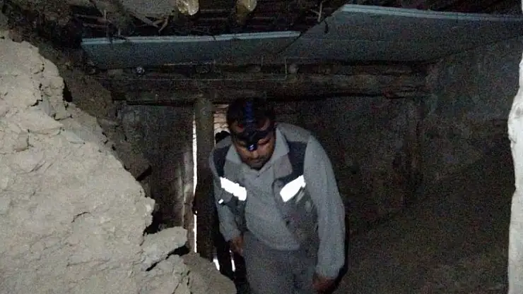 Define aradığı evinde ölü bulundu