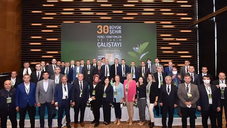 Büyükşehirin tarıma destek projeleri Konya'da tanıtıldı