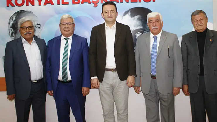 CHP ve İYİ Partiye, Türk-İş'ten iadeyi ziyaret