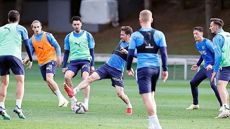 Fenerbahçe, Konyaspor maçının hazırlıklarına başladı