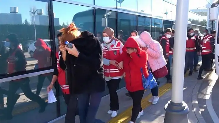 Sosyal medyadaki fuhuş pazarlığı, siber devriyeye takıldı