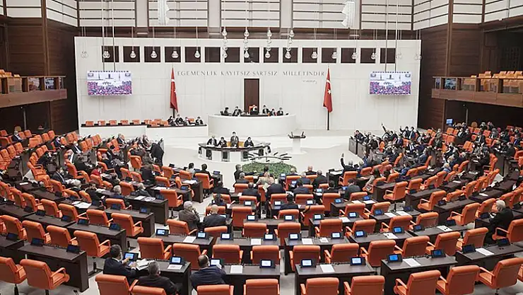 Meclis bu hafta HSK üye seçimi ve 5'inci Yargı Paketi için mesai yapacak