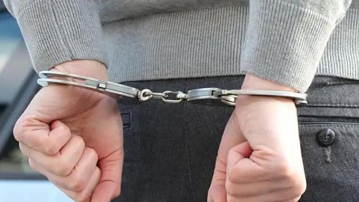 Konya'da uyuşturucu operasyonunda yakalanan 5 zanlıdan 4'ü tutuklandı