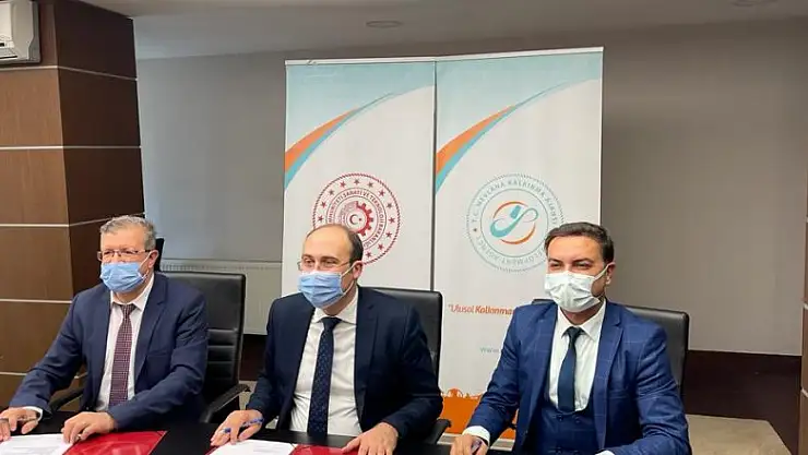 Konya'da 'eğitim' için kurumlar arası işbirliği protokolü imzalandı