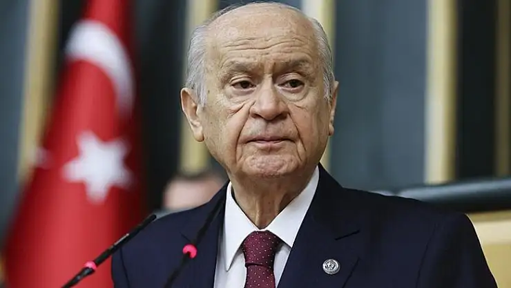 MHP'den tarihi adım! Bahçeli yeni logoyu paylaştı