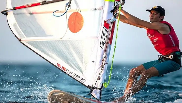 Ozan Türker'den Dünya 3'ncülüğü