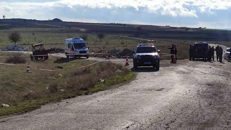 Genç adamın arazide cesedi bulundu: Babası gözaltında