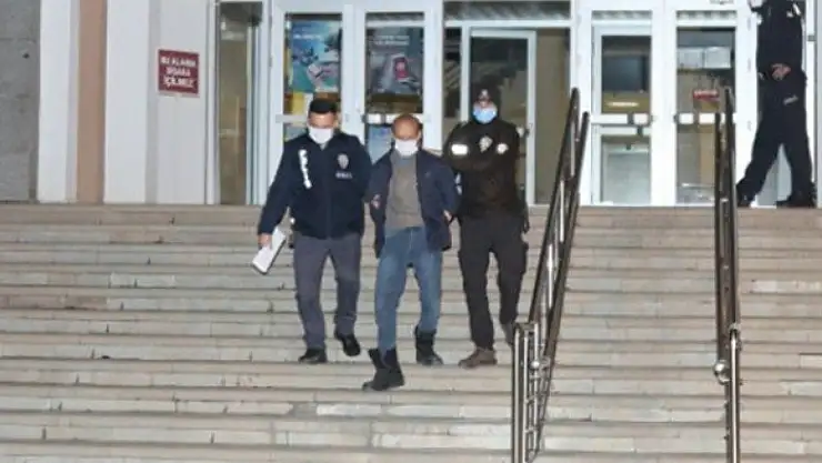 Tartıştığı eşini bıçaklayarak öldüren zanlı tutuklandı