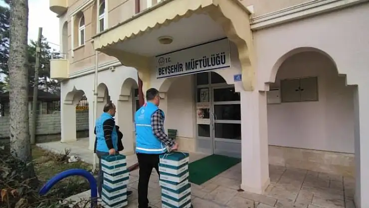 Beyşehir ve Derebucak'ta ihtiyaç sahibi çocuklara yardım