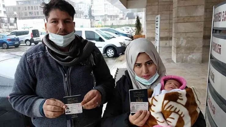 17 günlük bebek ortada kaldı