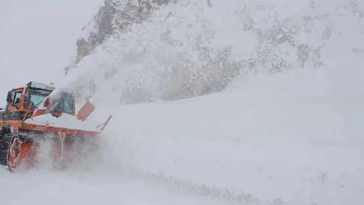 Akseki-Seydişehir karayolu yağışı etkili oluyor