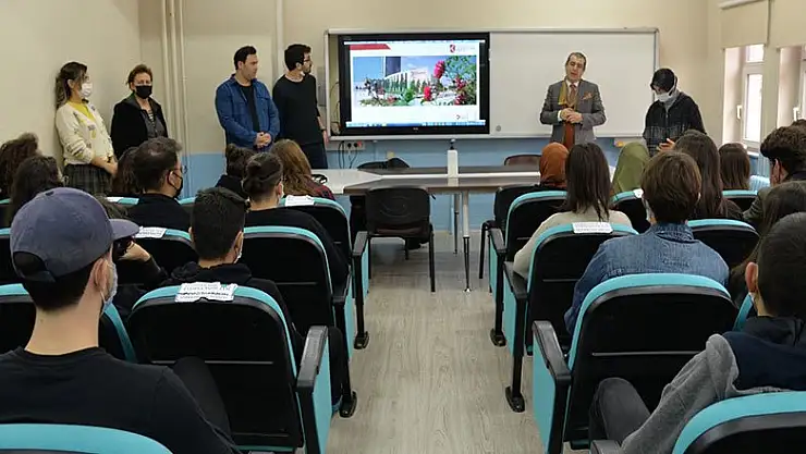 KTÜN'nden tanıtım hamlesi  bin 300 aday öğrenciye ulaşıldı