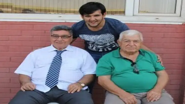 Tekvandoda Yıldız  Kızlardan 28 Madalya