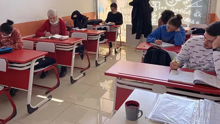 TYT öğrencileri ikiye böldü