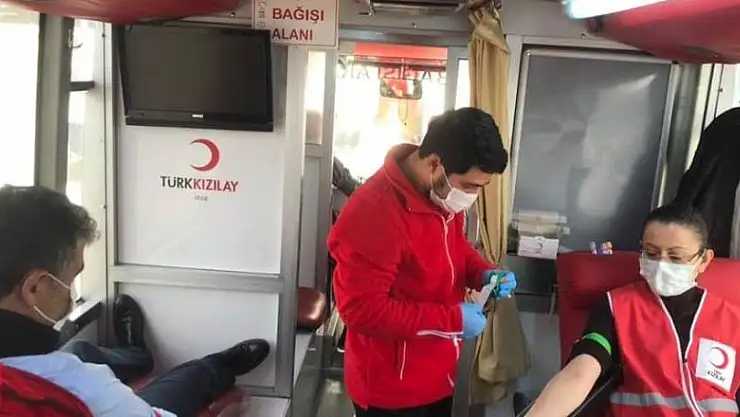 Hüyük'teki kan bağışı kampanyasına vatandaşlar yoğun ilgi gösterdi