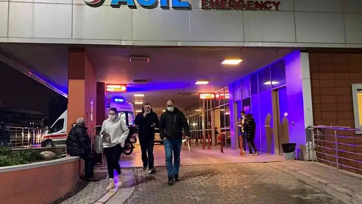 Refakatçi gibi hastaneye girdi, husumetlisini yaraladı