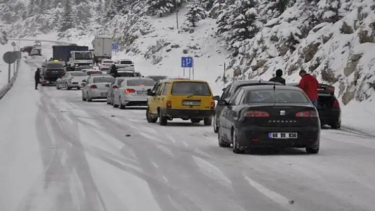 Konya'da ulaşıma kar engeli! İşte kapanan yollar...