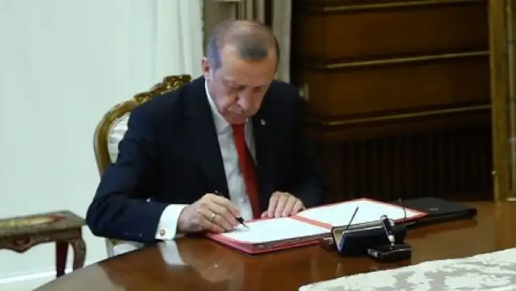 Başkan Erdoğan'dan 5 isim için mal varlıklarını dondurma kararı