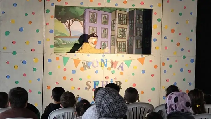 Yalıhüyük'te kukla tiyatro gösterisi yapıldı